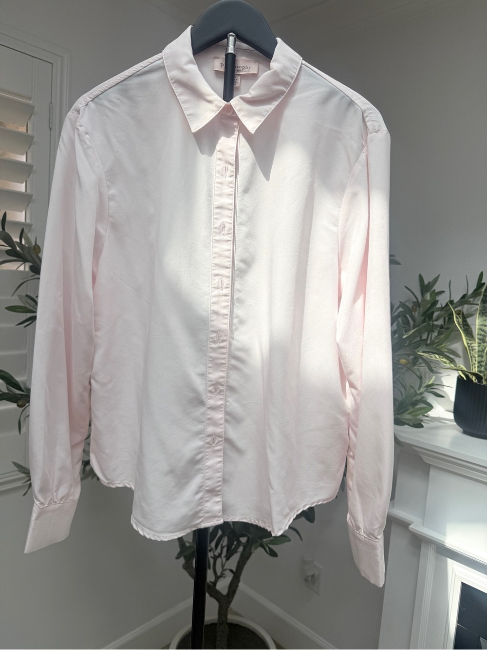 NWOT Philosophy Pale Pink Classic Button-Up Shirt